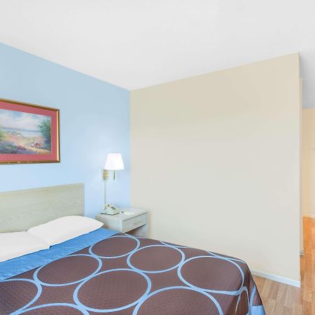 Super 8 By Wyndham Canandaigua Kültér fotó