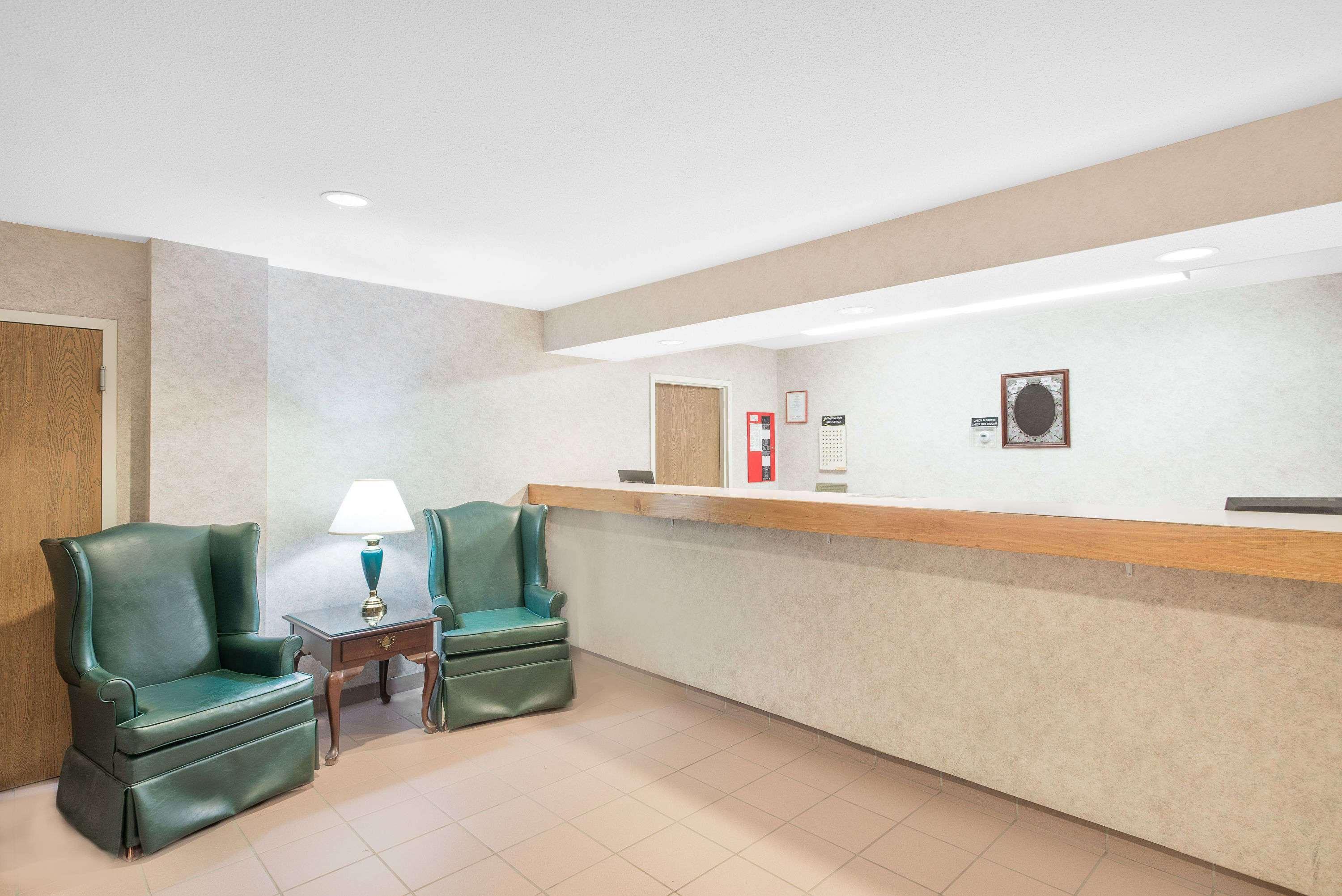 Super 8 By Wyndham Canandaigua Kültér fotó