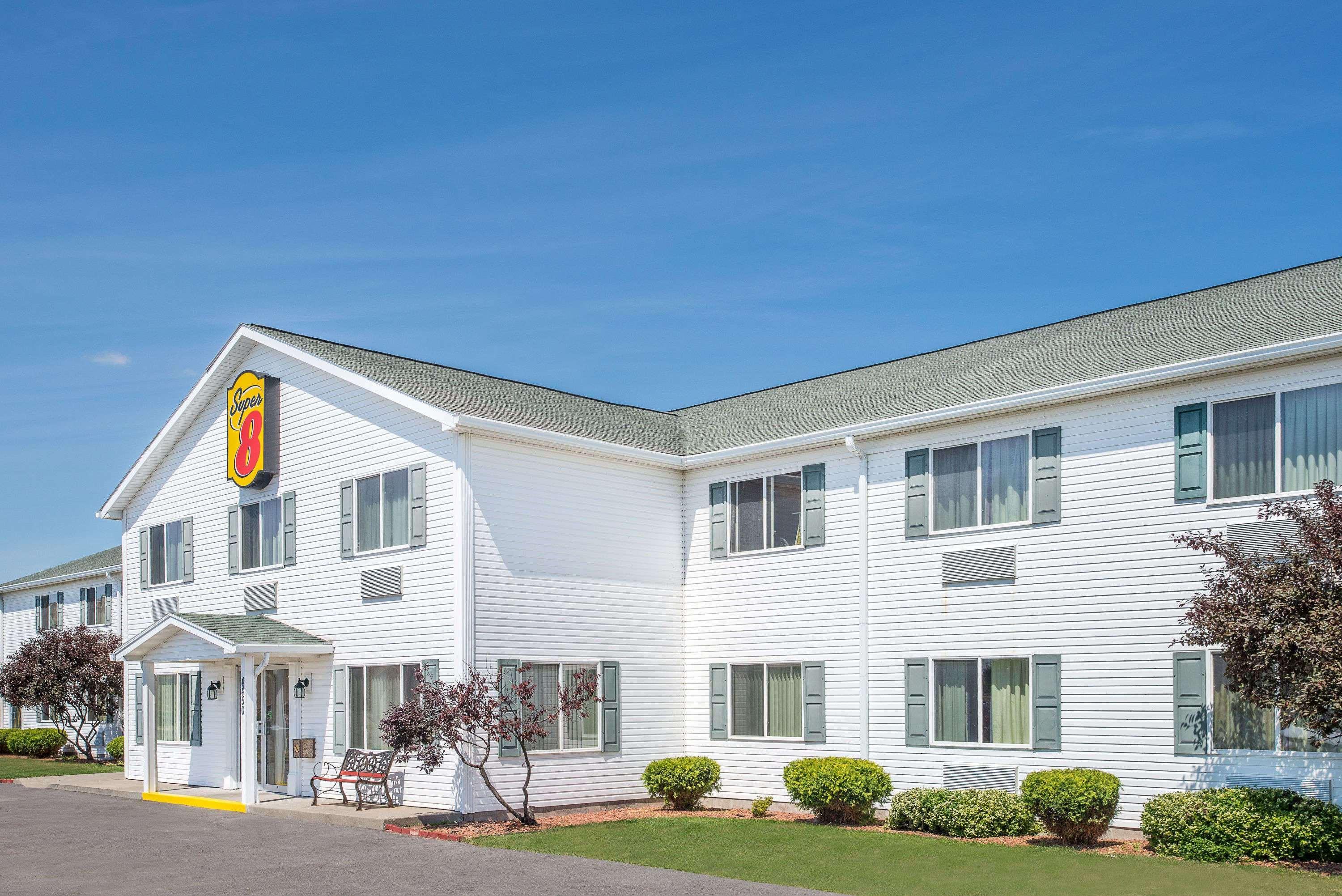 Super 8 By Wyndham Canandaigua Kültér fotó